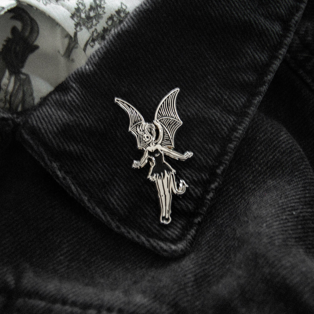 A dark alternative fashion enamel pin for punk style. 
